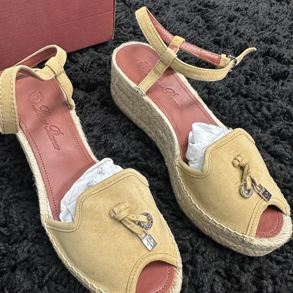 New Loro Piana Suede Spritely Charms Open Toe Espadrille Sandal Size 36EU/6US